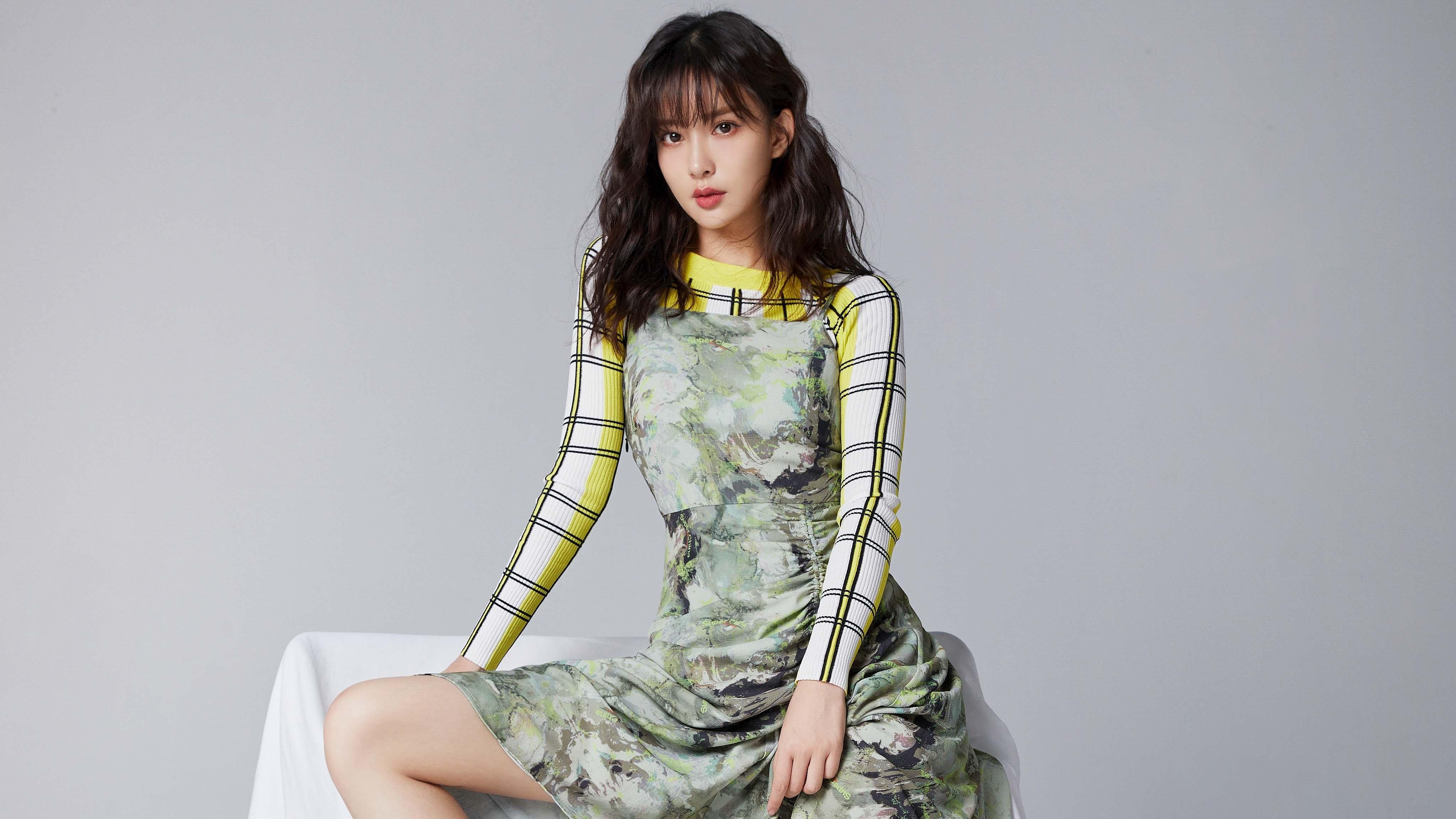 “羽毛球赛场：简阳文体中心迎来世界冠军角逐”