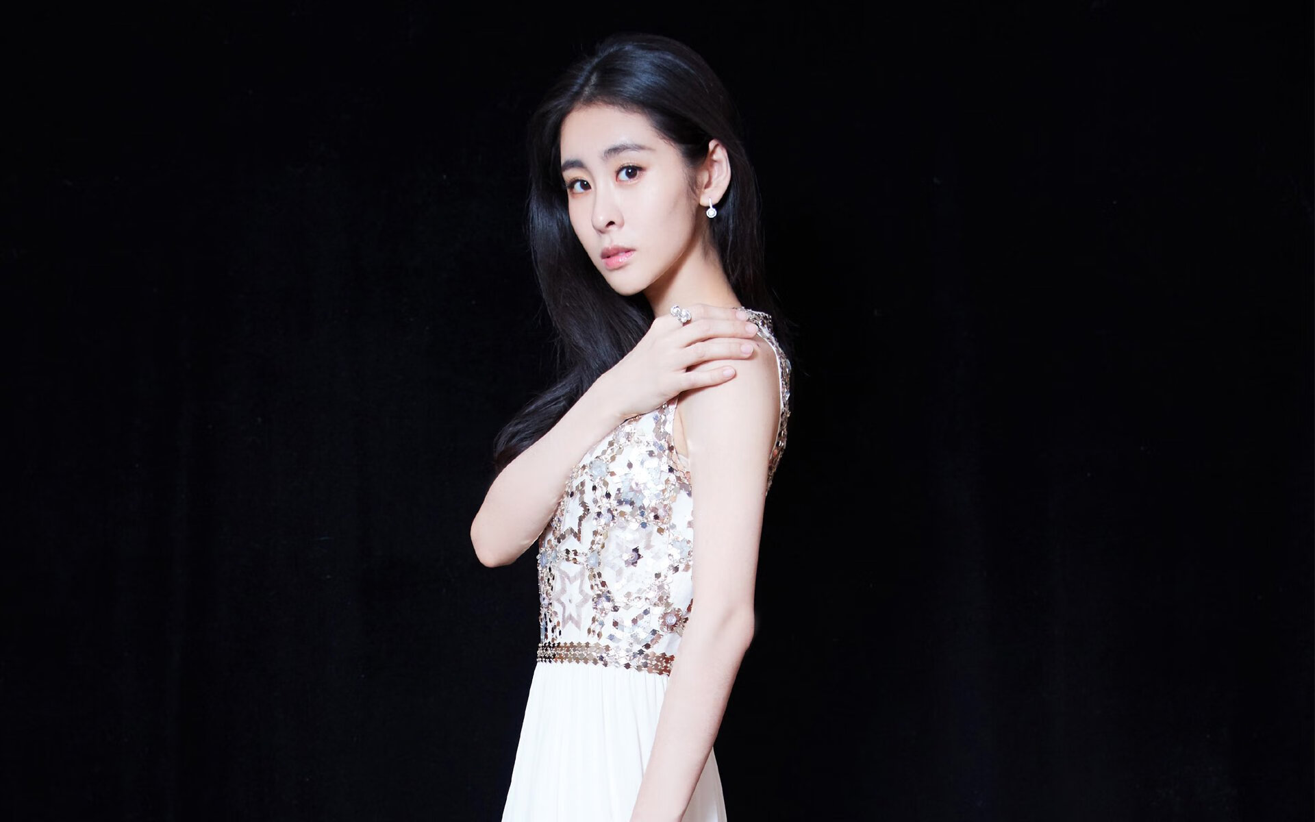 爱游戏官网-国家队缺乏二线替补深度